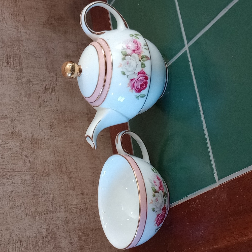 Floral Teapot and Cup Combo - Picture 3 of 7